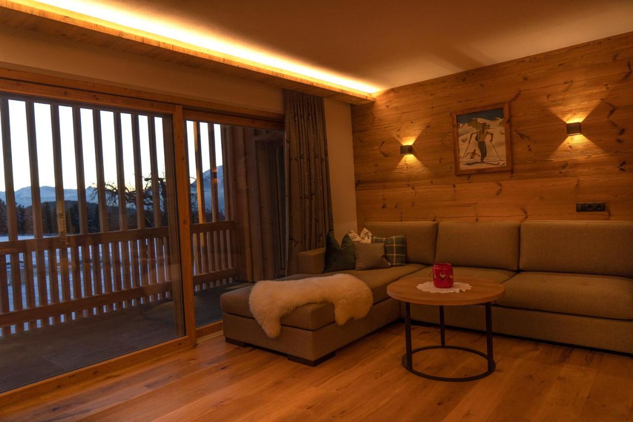 Apartments Heissangerer トゥルフェス エクステリア 写真