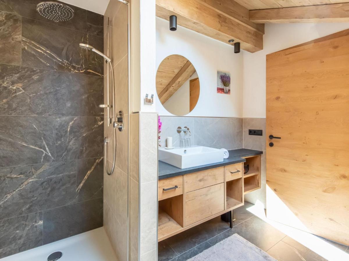Apartments Heissangerer トゥルフェス エクステリア 写真